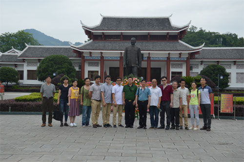 院規(guī)劃協(xié)會考察桑植洪家關(guān)美麗鄉(xiāng)村建設(shè)