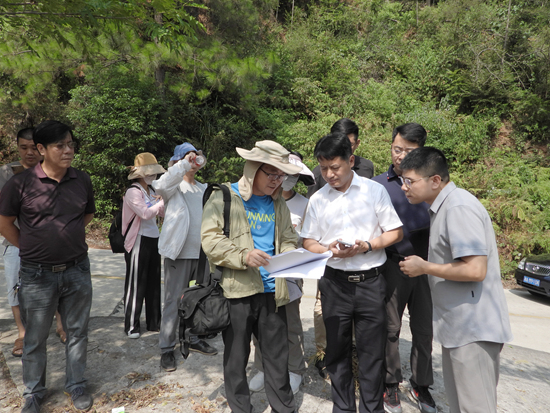 省生物多樣性保護中心領導一行調研指導我院湘潭縣生物多樣性調查項目