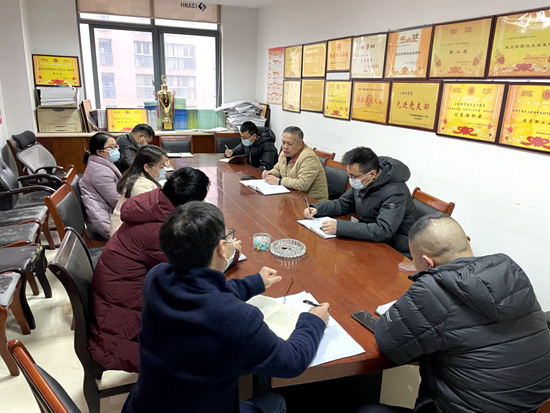支部黨員大會(huì)_副本.jpg 支部黨員大會(huì)_副本.jpg