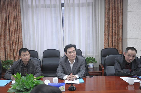 省直工委常務(wù)副書記王秋沙率隊(duì)到省林業(yè)設(shè)計(jì)院考察全國五一勞動(dòng)獎(jiǎng)?wù)潞蜻x對象